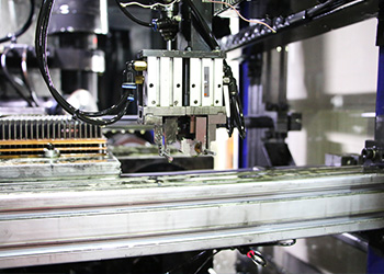 力創(chuàng)“余慈”為中國(guó)數(shù)控領(lǐng)域知名品牌